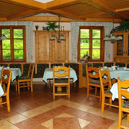 Garni Weinberghof & Weingut Lagler 호텔 4*