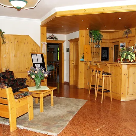 Hotel Garni Weinberghof & Weingut Lagler