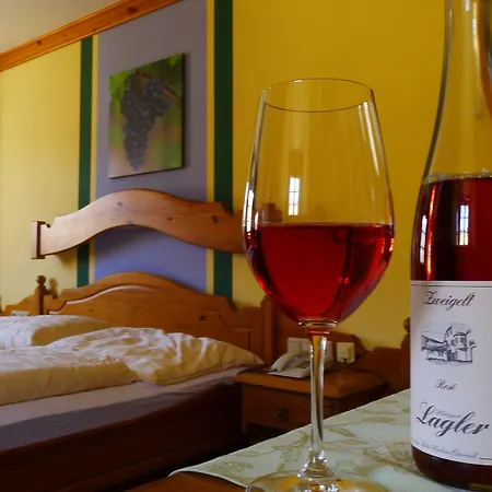 Garni Weinberghof & Weingut Lagler 스핏즈