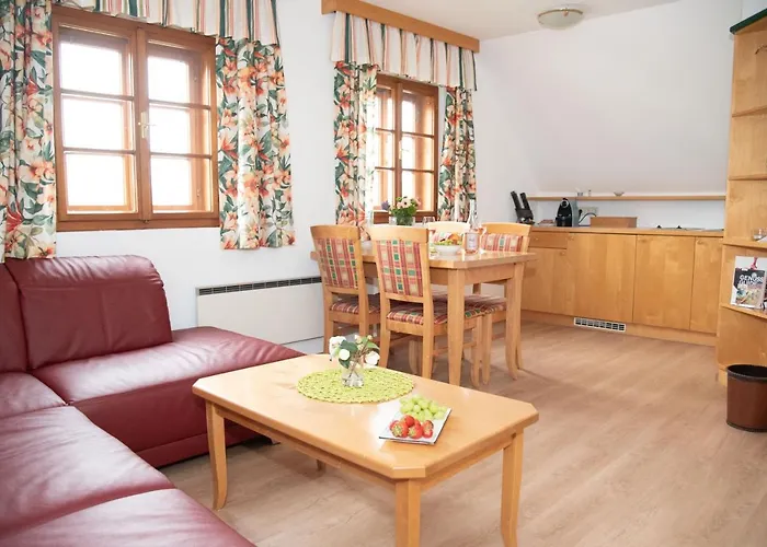 Hotel Garni Weinberghof & Weingut Lagler