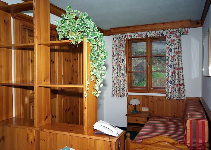 Garni Weinberghof & Weingut Lagler