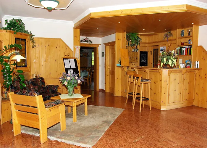 Hotel Garni Weinberghof & Weingut Lagler